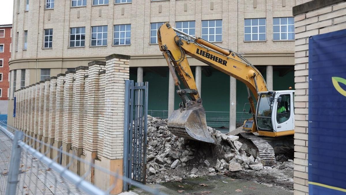 Inicio de las obras en el antiguo colegio Maristas.