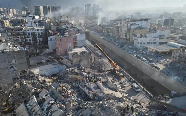 La ciudad está a 159 kilçometrso del epicentro del terremoto pero está sobre una de las fallas.