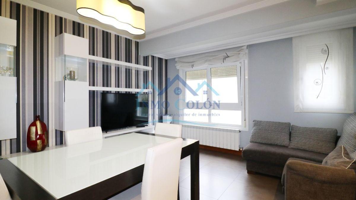 Piso de 3 habitaciones en venta en Anaka.