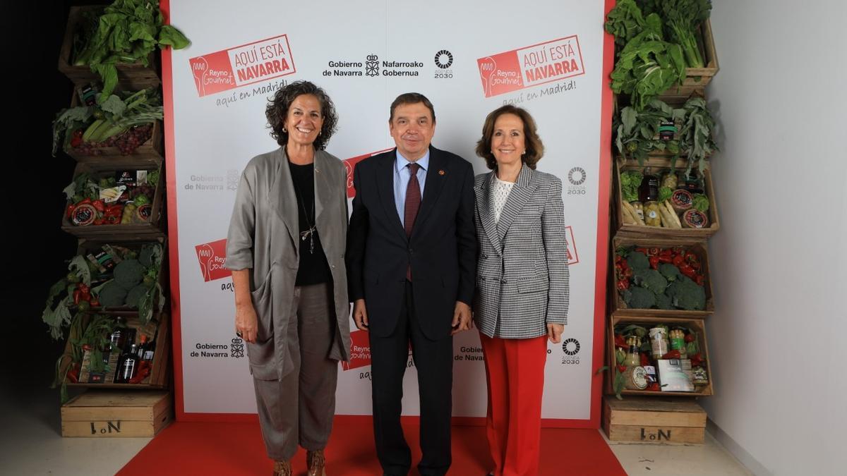 Itziar Gómez, Luis Planas y Lourdes Plana.