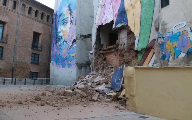 Edificio de la calle Rúa que se derrumbó el año pasado y que finalmente tuvo que ser demolido