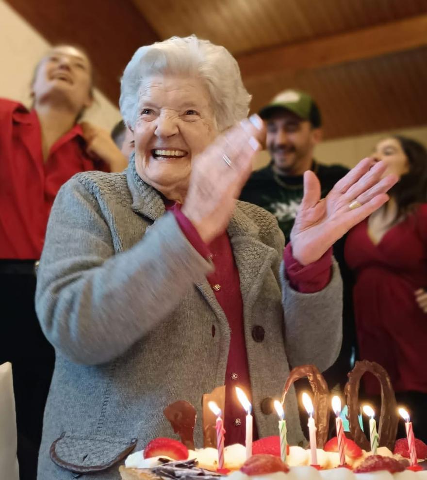 Crescencia Lacunza, en su fiesta de cumpleaños.