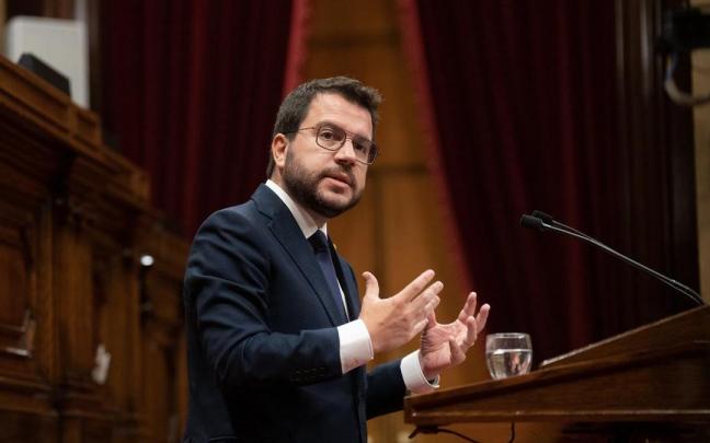 El president de la Generalitat, Pere Aragonès, durante el pleno de Política General. El president de la Generalitat, Pere Aragonès, durante el pleno de Política General.