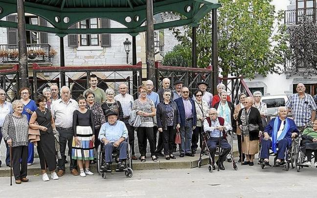 Bodas de Oro y 85 a&ntilde;os en Lesaka