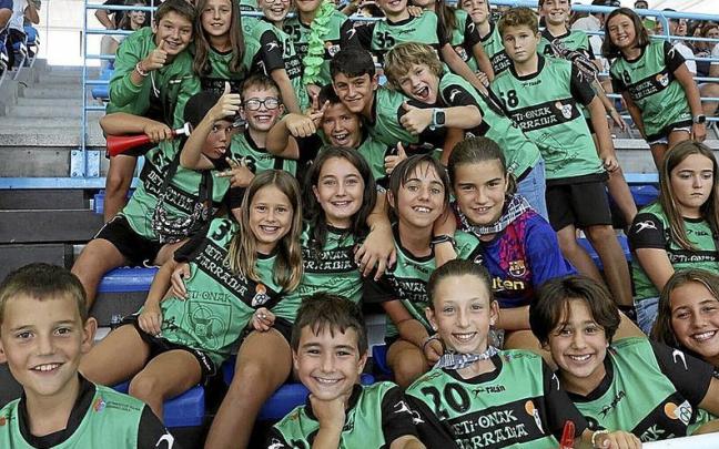 Villava respondió y arropó a su equipo