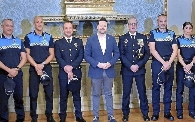 Nuevos agentes, Gustavo Gil, Fernando Delgado, Jos&eacute; Jim&eacute;nez y Sara Acarreta. | FOTO: CEDIDA