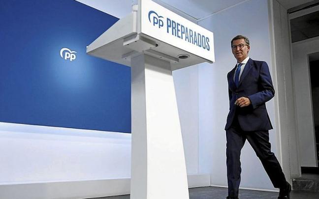 Alberto Núñez Feijóo compareció después del Comité de Dirección del PP, el primero tras el verano. | FOTO: EFE Alberto Núñez Feijóo compareció después del Comité de Dirección del PP, el primero tras el verano. | FOTO: EFE