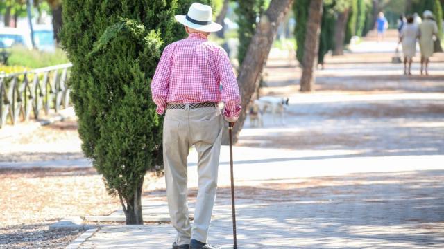 Fotos de recurso de ancianos, jubilados, etc.