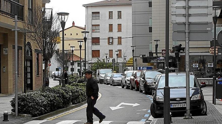 Vehículos estacionados en Orio. | FOTO: AINARA LOZANO