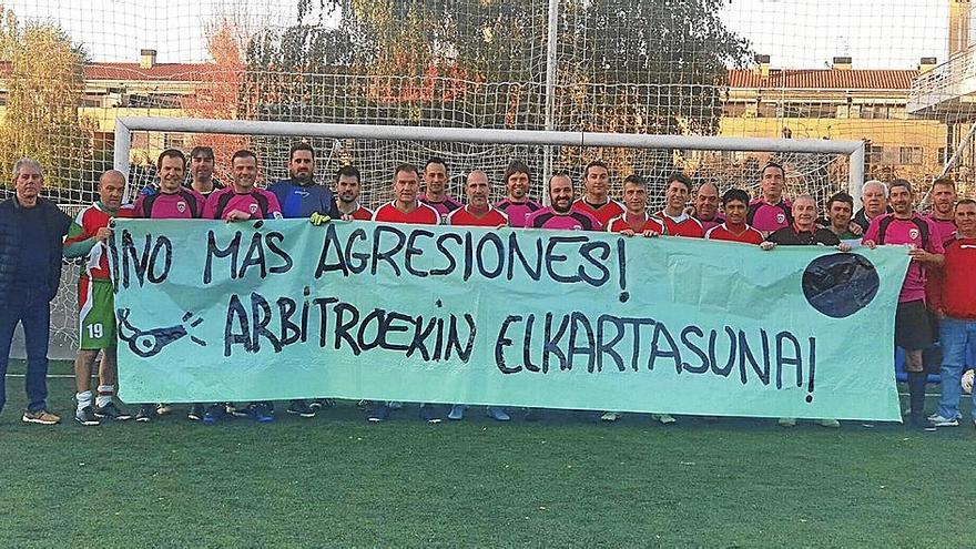 Solidaridad con el árbitro agredido