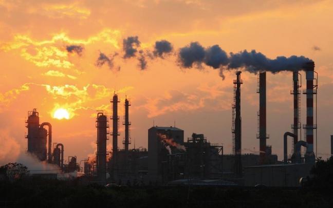 La UE elevará dos puntos, hasta el 57%, su objetivo de reducción de emisiones para 2030.