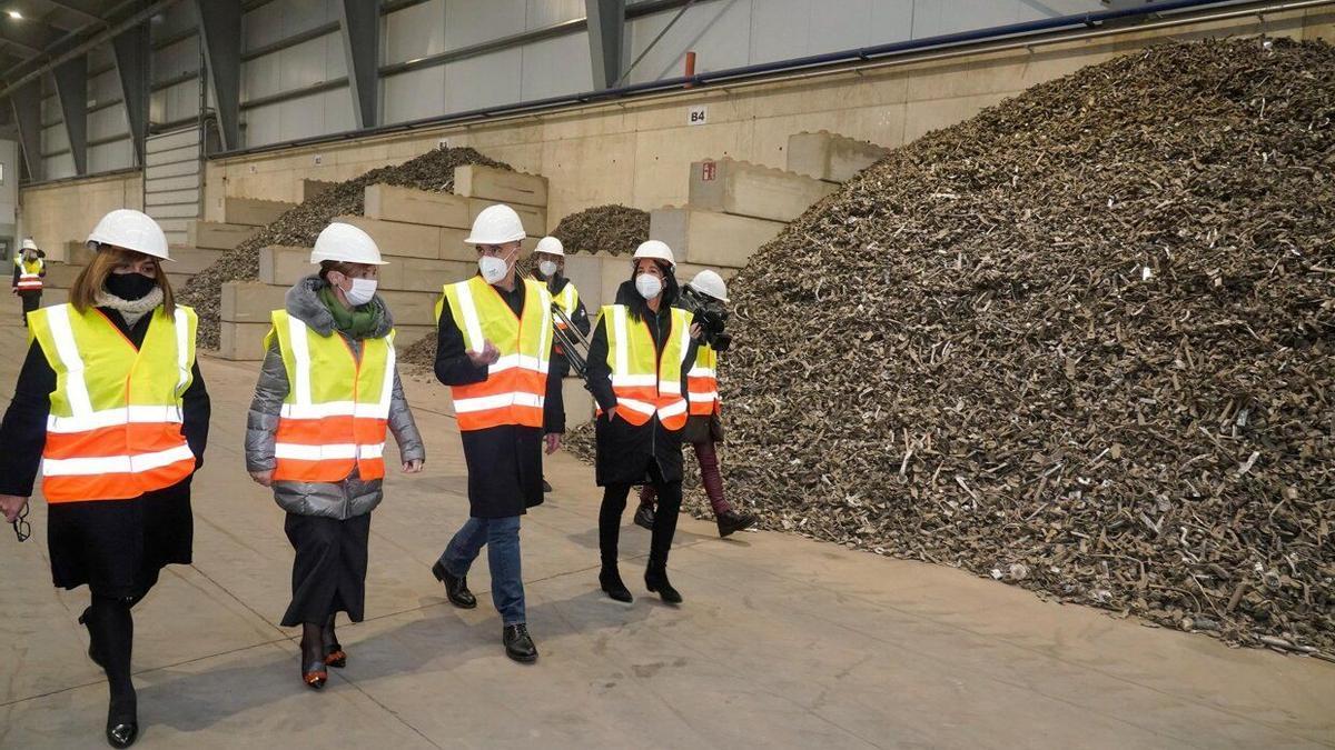 Visita de la consejera de Desarrollo Econ&oacute;mico del Gobierno Vasco, Arantxa Tapia, a las empresas del grupo Otua.