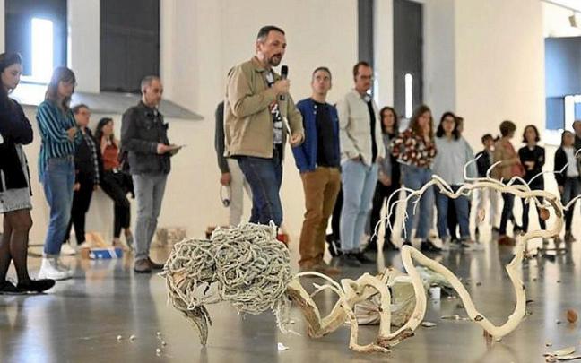 &lsquo;Hamahiru&rsquo;, 13 propuestas de 13 artistas vascos