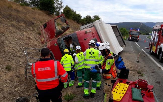 Camión accidentado Camión accidentado