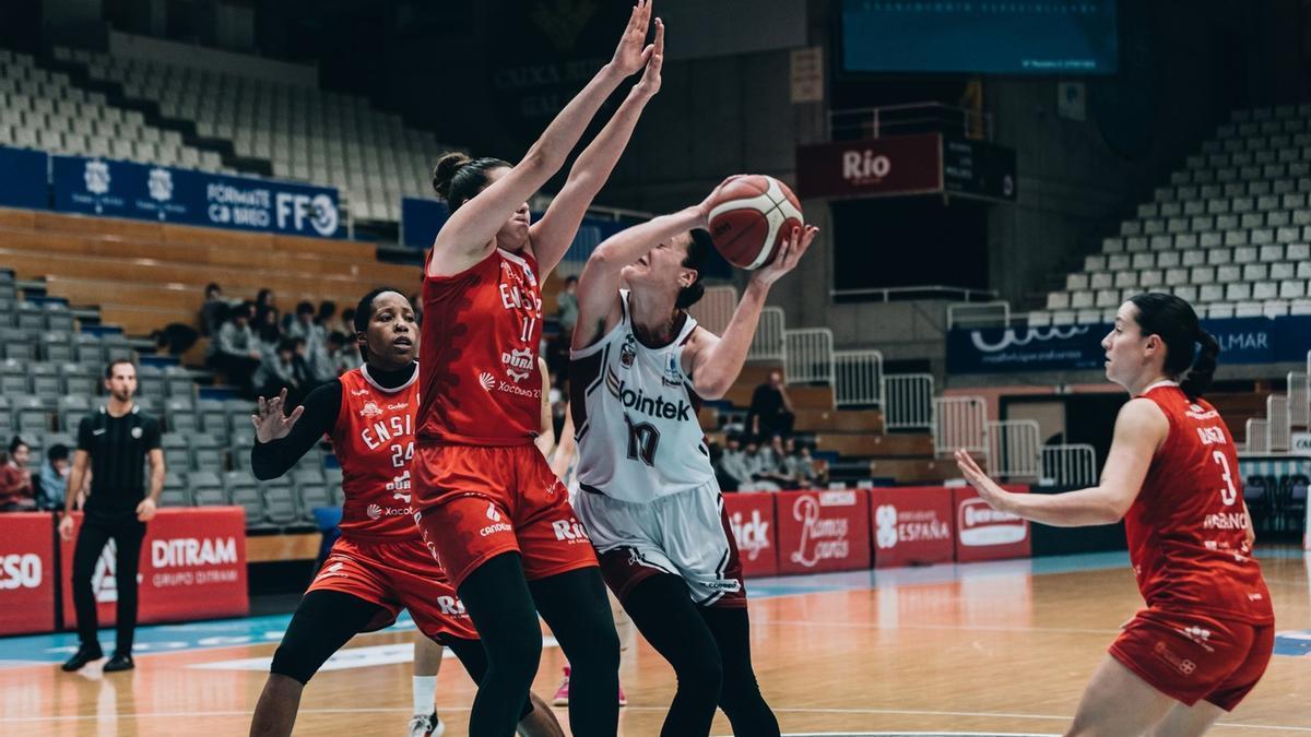 Andrijana Cvitkovic fue providencial con un triple para amarrar la victoria en Lugo.