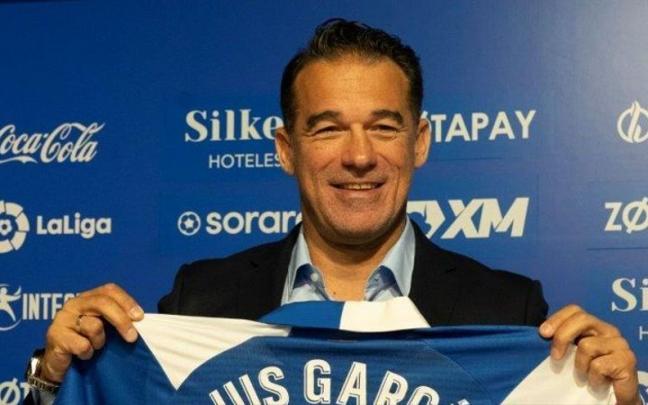 Luis García, con el Alavés. Luis García, con el Alavés.