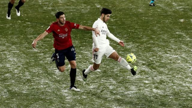 David García en un encuentro ante el Real Madrid.