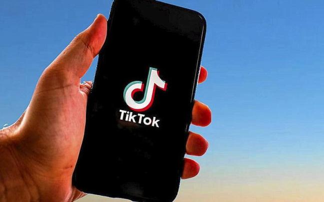 En EE.UU. la administraci&oacute;n ha prohibido a su personal el uso de TiKTok.