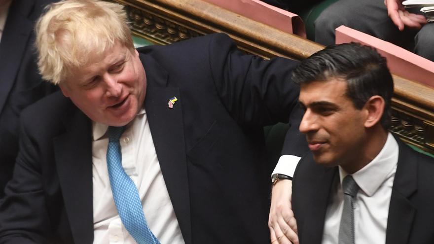 El exprimer ministro británico Boris Johnson y su antiguo titular de Economía Rishi Sunak.