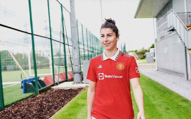 Lucía García, con la camiseta de su nuevo club. Lucía García, con la camiseta de su nuevo club.
