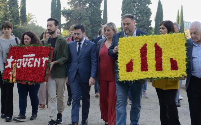 Pere Aragonès, Oriol Junqueras y dirigentes de ERC, en el homenaje a Companys