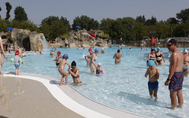 Las temperaturas extremas padecidas durante el pasado verano tuvieron su reflejo en la afluencia a las piscinas