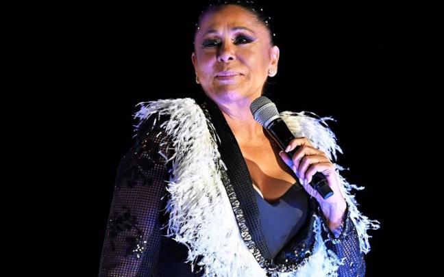 Isabel Pantoja en su actuación del Orgullo LGTBI+ de Madrid 2022.