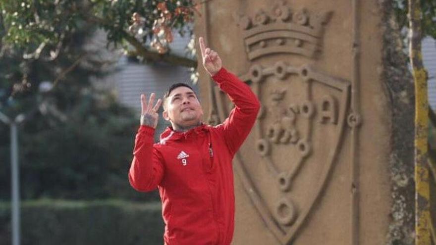 Chimy Ávila festejando en un momento del entrenamiento.