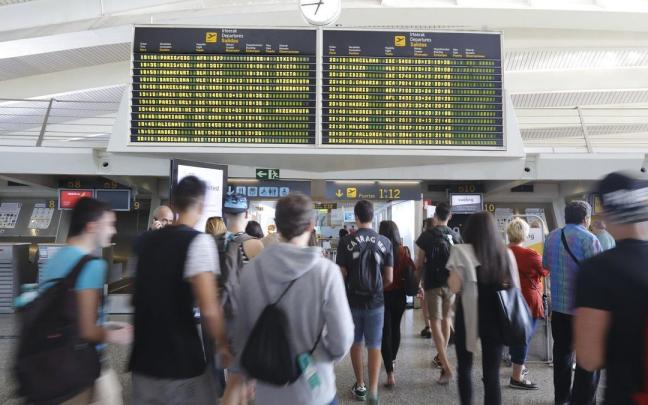 El Aeropuerto de Bilbao gana conexiones nuevas cada a&ntilde;o.