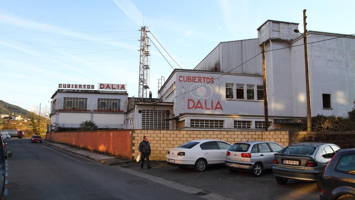 Ya se han iniciado los estudios para determinar el grado de contaminación de los suelos de la fábrica Dalia donde irá una de las sedes del museo