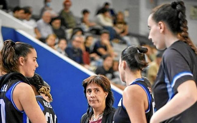 Azu Muguruza, partida batean.