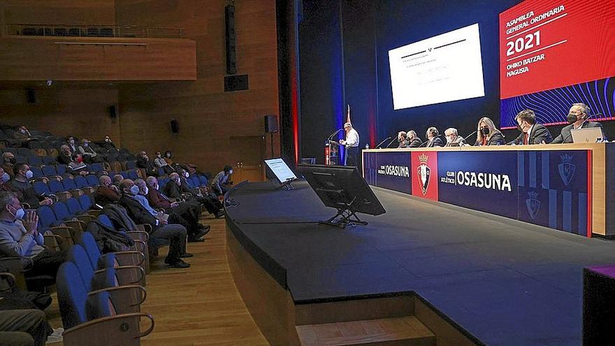 Imagen de la &uacute;ltima asamblea de Osasuna. | FOTO: OSKAR MONTERO