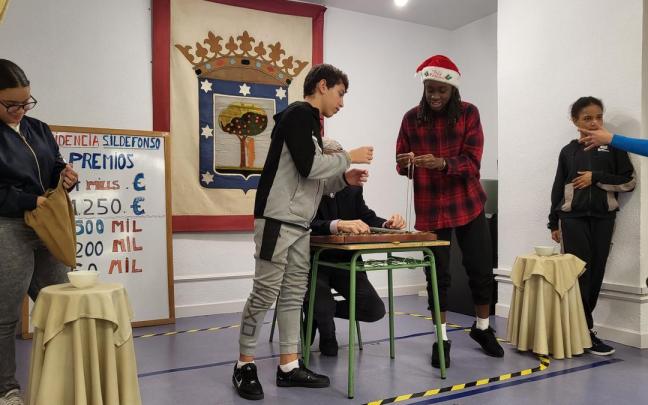 Los niños de San Ildefonso ensayan para el sorteo de la Lotería de Navidad Los niños de San Ildefonso ensayan para el sorteo de la Lotería de Navidad