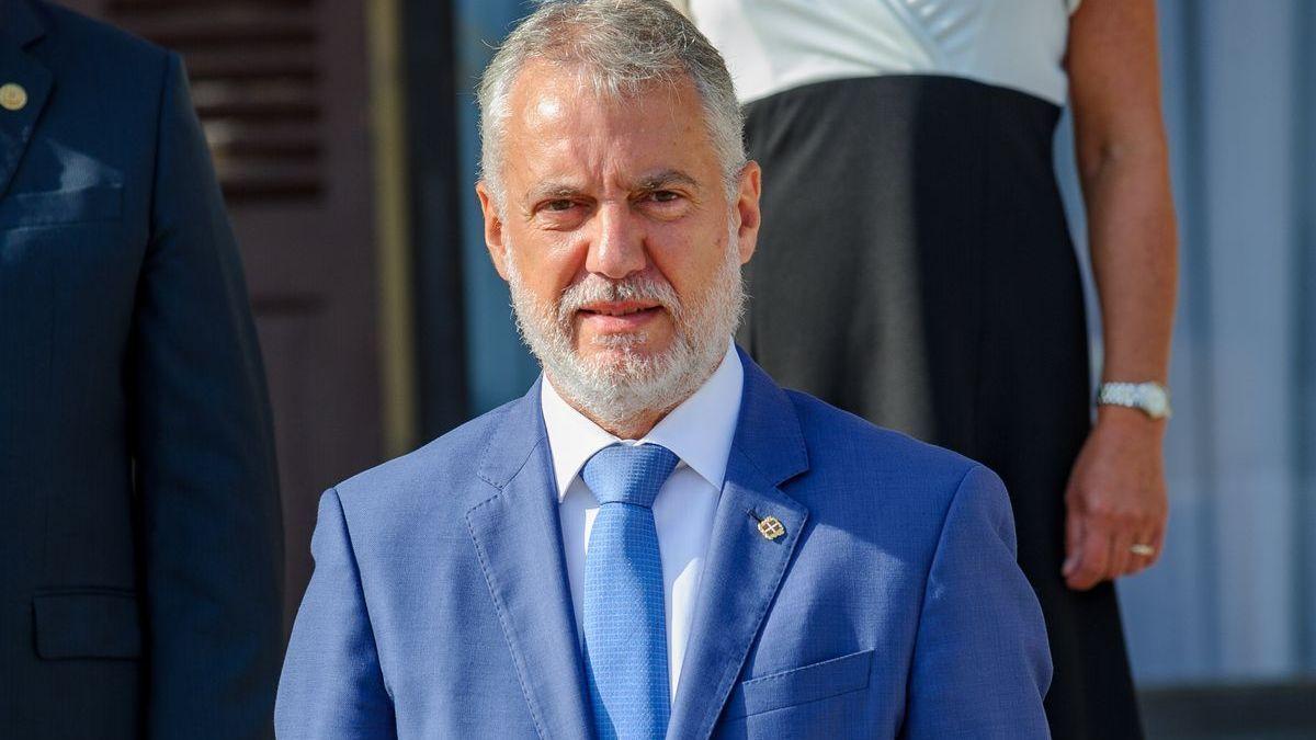 El lehendakari durante el primer consejo de Gobierno del curso político en el Palacio Miramar de Donostia.