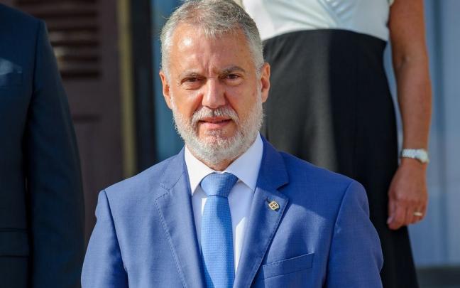 El lehendakari durante el primer consejo de Gobierno del curso pol&iacute;tico en el Palacio Miramar de Donostia.