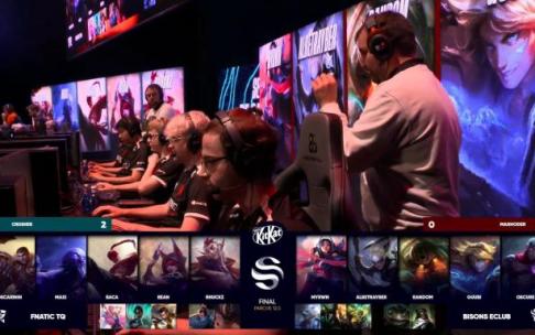 Un instante de la final de la Superliga celebrada en el Cartuja Center.