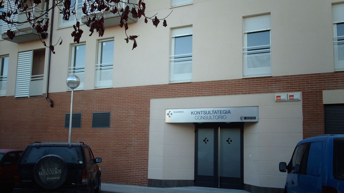 Entrada principal del nuevo ambulatorio de Dulantzi