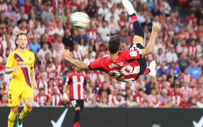Aduriz firmó en 2019 frente al Barcelona el último gol del Athletic en un estreno liguero. Aduriz firmó en 2019 frente al Barcelona el último gol del Athletic en un estreno liguero.