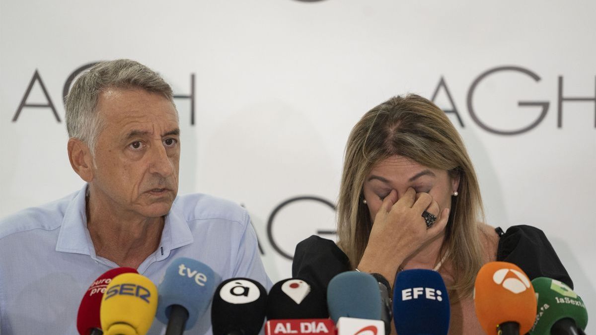 Marisol Burón, madre de Marta Calvo, comparece ante los medios.