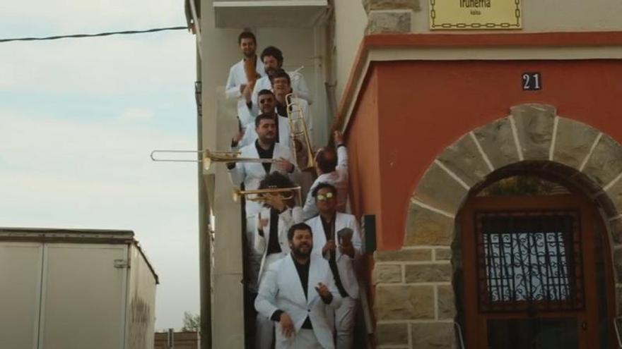 Fotograma del videoclip, que ha sido rodado en la Txantrea.
