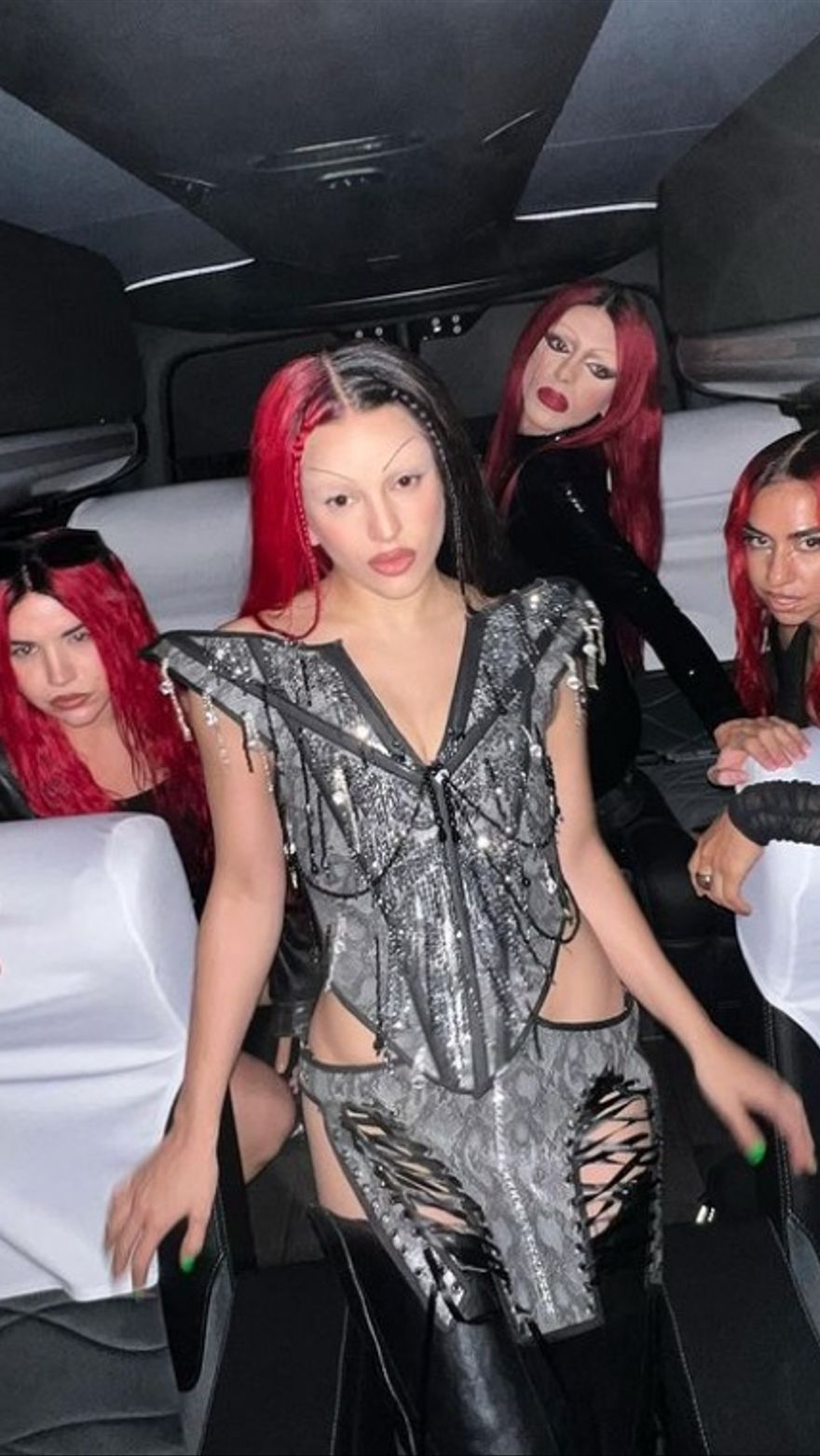 El nuevo look de Rosalía para su concierto en Sao Paulo.