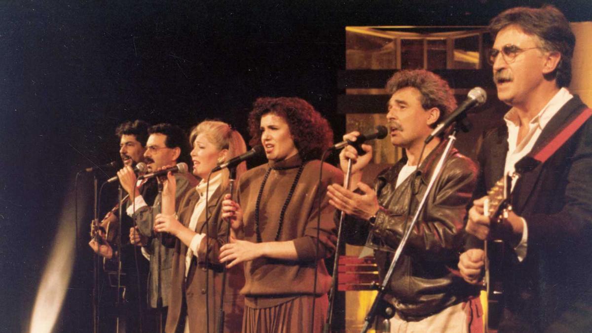 Mocedades.