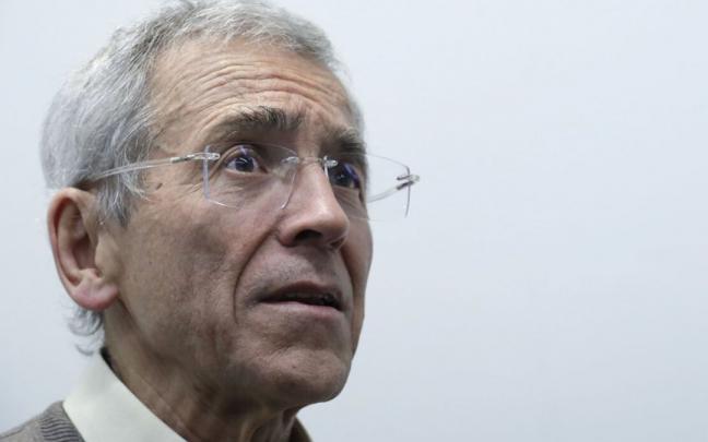 Francisco de Roux, presidente de la Comisión de la Verdad de Colombia. Francisco de Roux, presidente de la Comisión de la Verdad de Colombia.