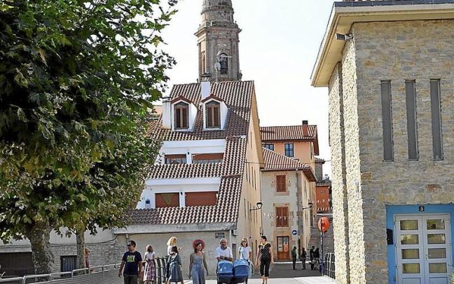 Fachada del centro de salud de Dulantzi. Fachada del centro de salud de Dulantzi.