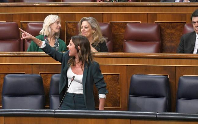 La ministra de Igualdad, Irene Montero, responde a la bancada de Vox en el Pleno del mi&eacute;rcoles.