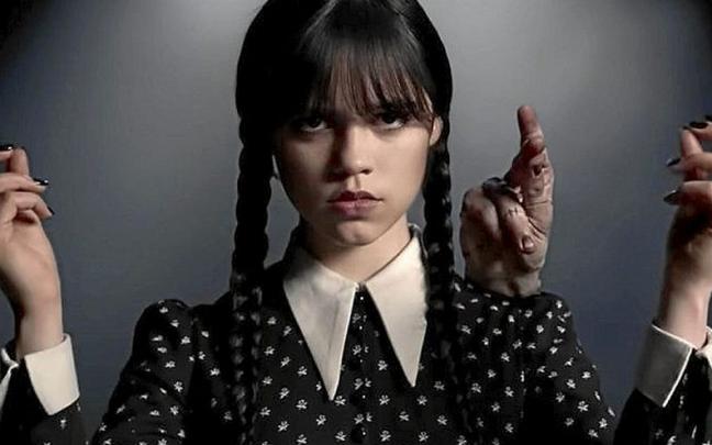 Jenna Ortega como &lsquo;Mi&eacute;rcoles&rsquo;. | FOTO: NETFLIX