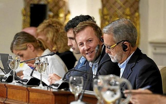 El portavoz del PP, Borja Corominas, junto a su compa&ntilde;ero Jorge Mota.