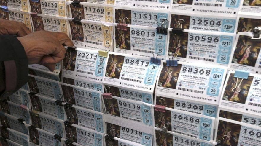 Décimos en una administración de lotería.