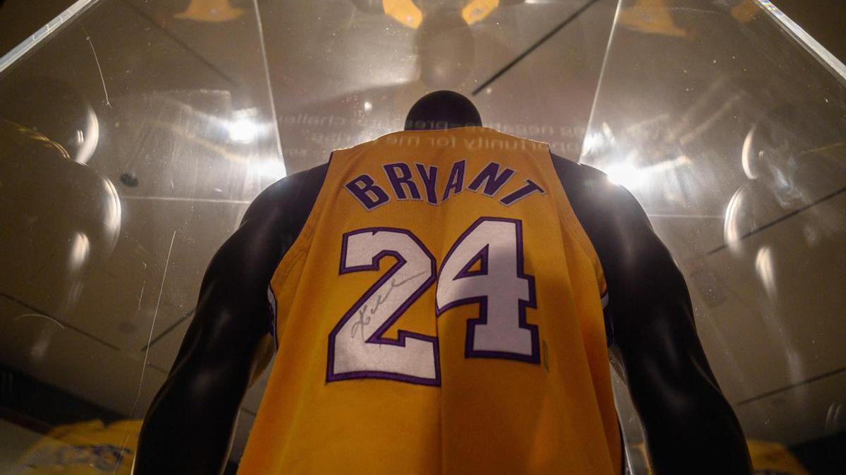 La icónica camiseta de Kobe Bryant.