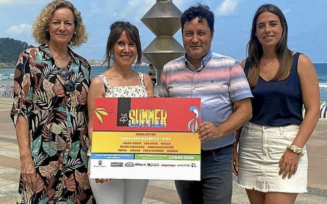 Mara&ntilde;on, Aranguren, Txurruka y Arana en la presentaci&oacute;n de Los 40 Summer Live en Zarautz. | FOTO: N.G.